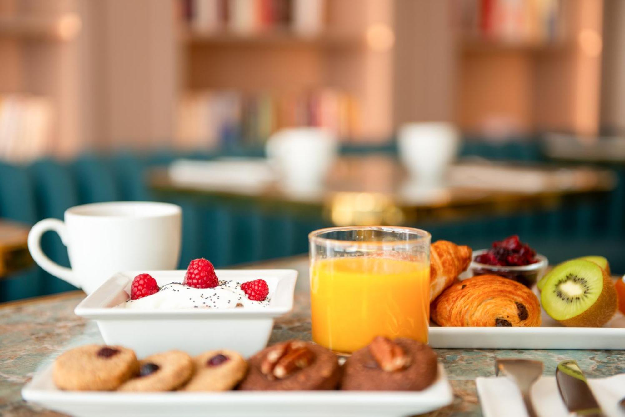 Hotel Mercure Pigalle Sacre Coeur París